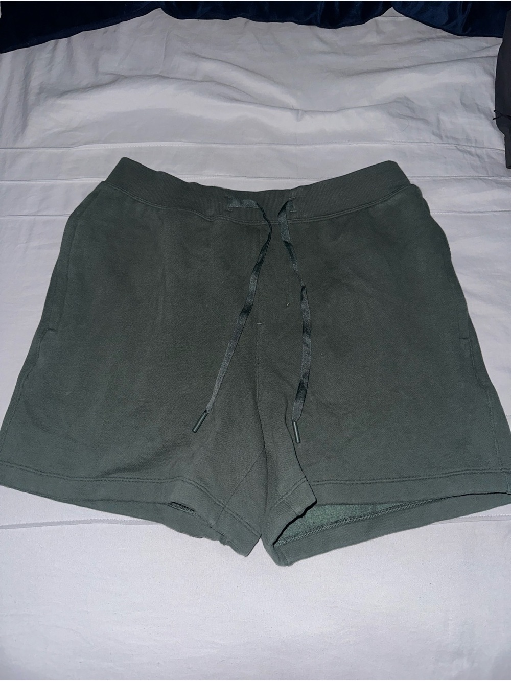 lululemon men’s steady state shorts 5” size Medium